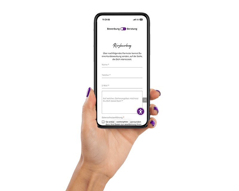 ausbildung-49-female-hand-holding-cellphone-1_kurzbwerbung_small